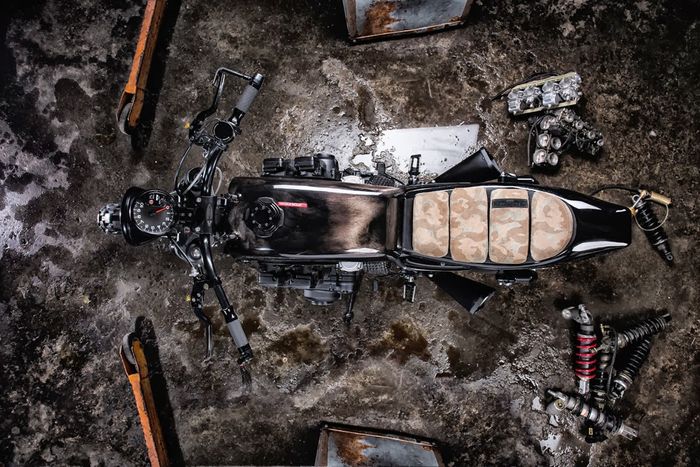 Tangki diganti dengan model lebih kecil dan kokpit makin keren