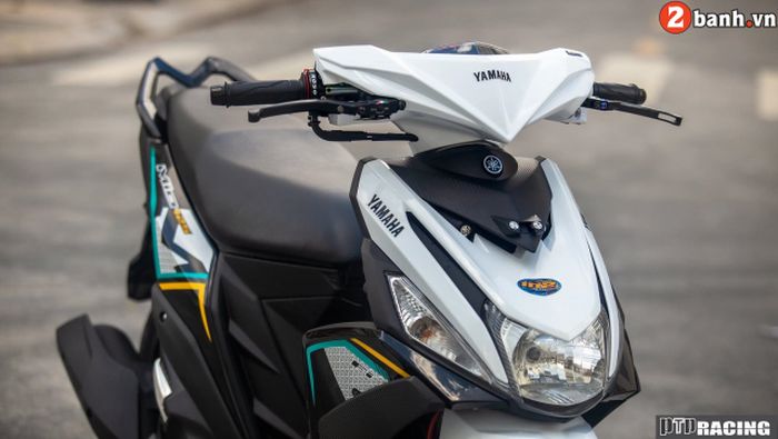 Tampilan depan Yamaha Mio M3 ini masih tampak standar