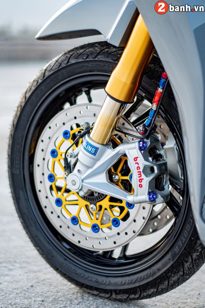 Kaki-kakinya diupgrade pakai copotan Ducati