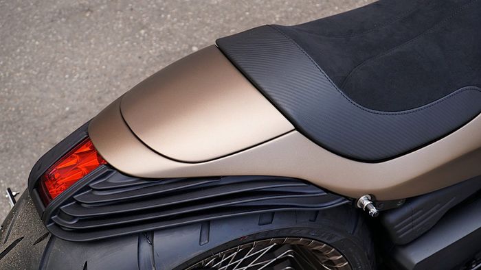 Lampu belakang Giotto 5 dibikin minimalis 