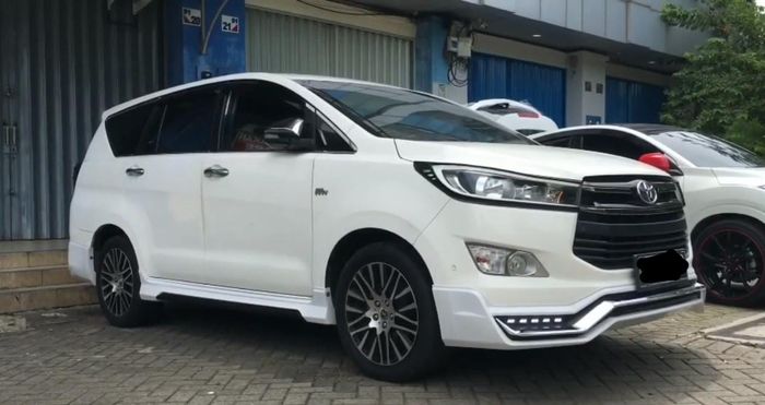 Body kit Tithum untuk Toyota Kijang Innova Reborn 2016-2020 di Automania