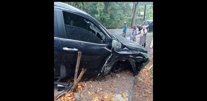 Airbag Toyota Fortuner Tidak Mengembang Setelah Mengalami Tabrakan di Garut, Jawa Barat
