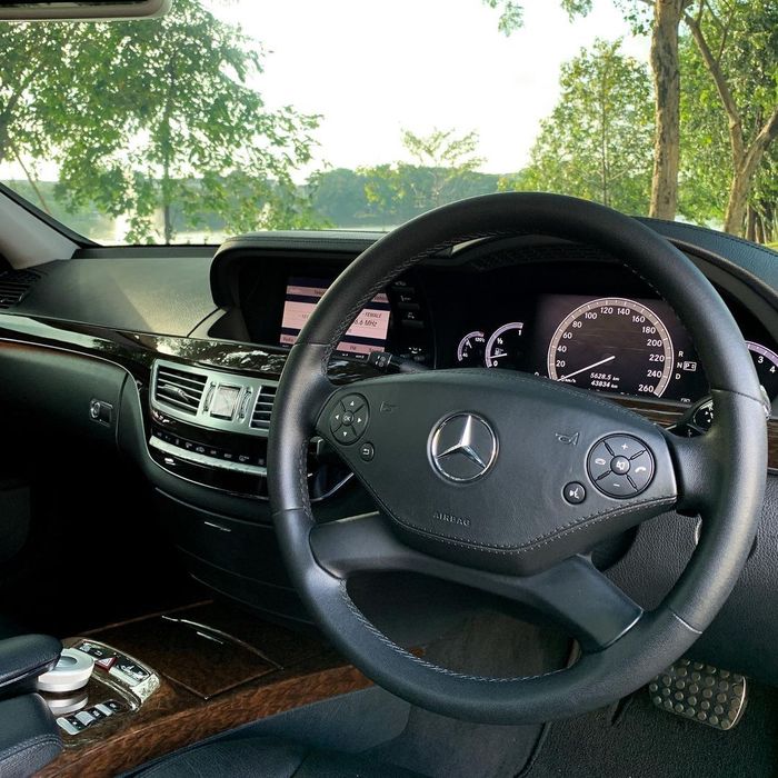 Dasbor Mercedes-Benz S300 W221 facelift 2010