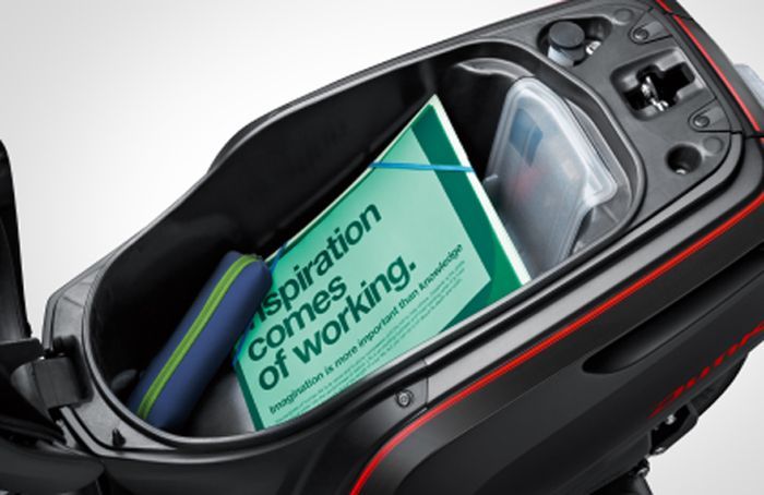 Kapasitas bagasi Honda Dunk 23 liter