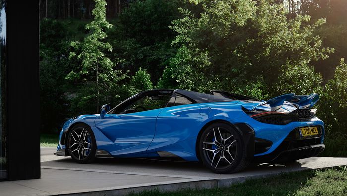 McLaren 765LT Spider