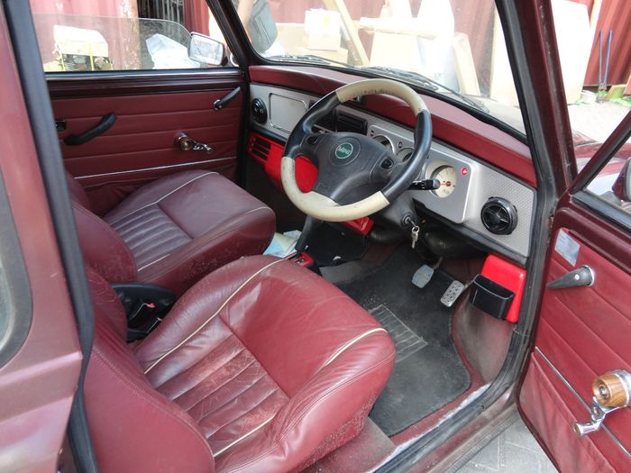Kondisi interior Mini Cooper S 40 1999 yang dilelang Bea Cukai Priok 1