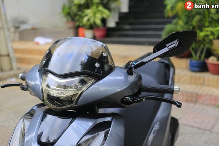 Kedua master remnya diganti dengan Brembo RCS