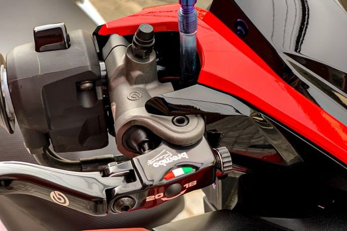 Master rem diganti dengan Brembo RCS