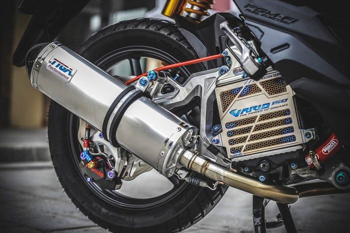 Knalpot pakai Tyga Performance