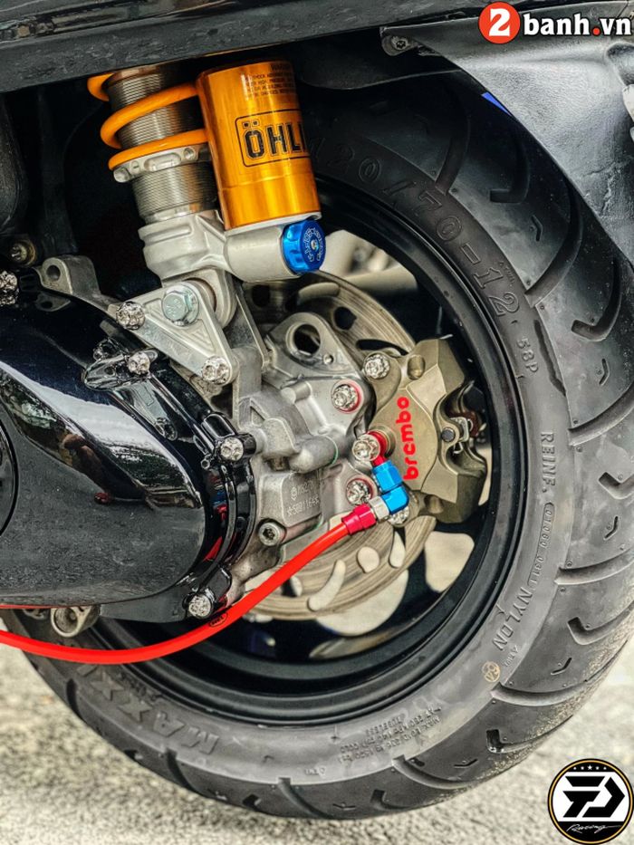 Kaki belakangnya juga tak kalah istimewa