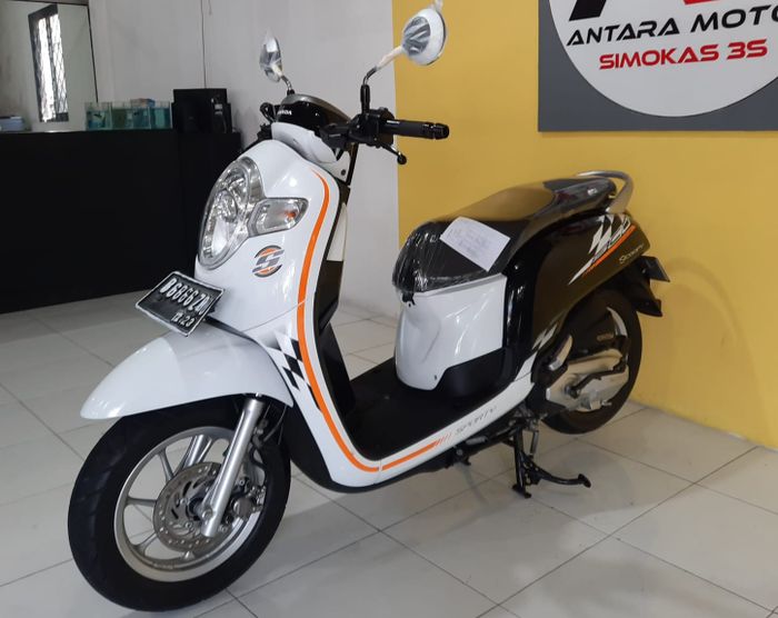 Honda Scoopy seken 2018 di Antara Motor. 