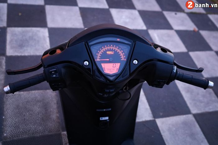 Panel speedometernya pakai produk Koso yang stylish