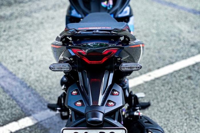 Stoplamp dan lampu sein diganti model LED