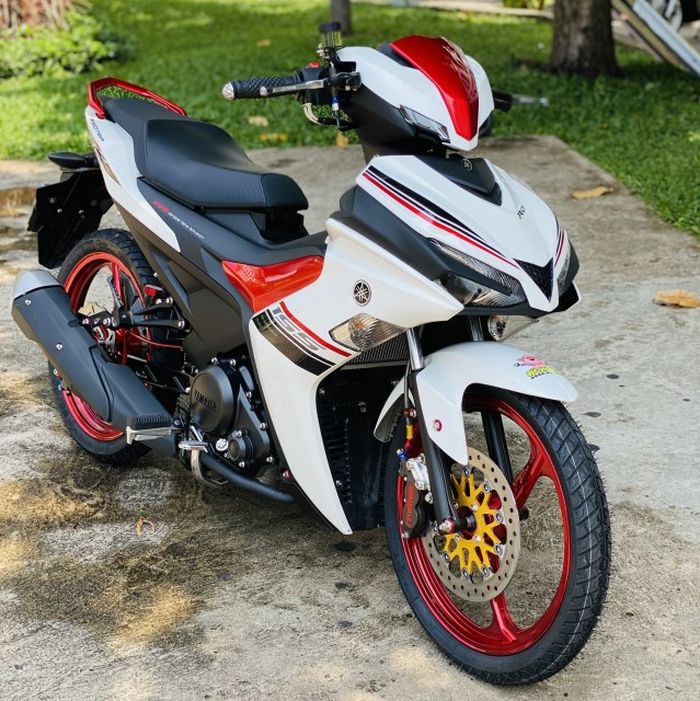 Modifikasi Yamaha MX King 155 VVA yang istimewa