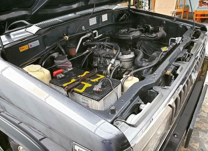 Kondisi mesin Toyota Kijang Grand Extra 1996 masih segar