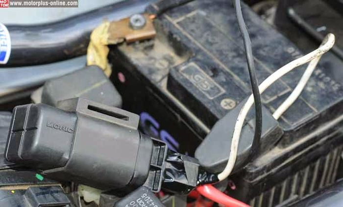 Ilustrasi pemasangan kondensor Yamaha V-Ixion old di New V-Ixion Lightning