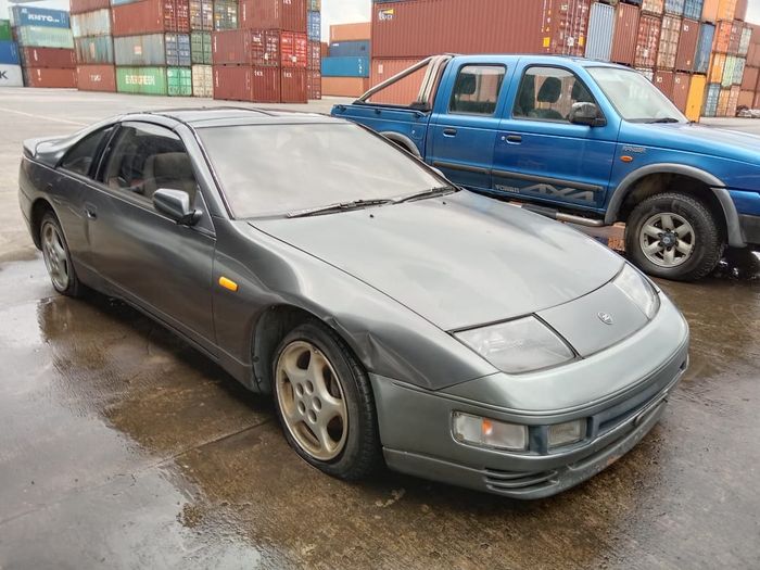 Bea Cukai Tanjung Priok lelang Nissan Fairlady 300ZX 