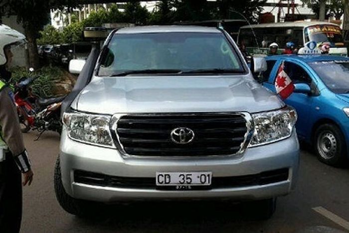 Pelat nomor mobil Korps Diplomatik