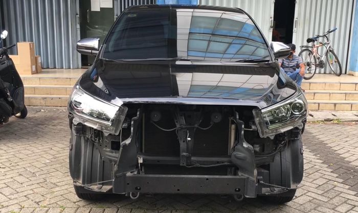 Toyota Kijang Innova Reborn lawas sebelum diupgrade ke Venturer model 2021 di Automania
