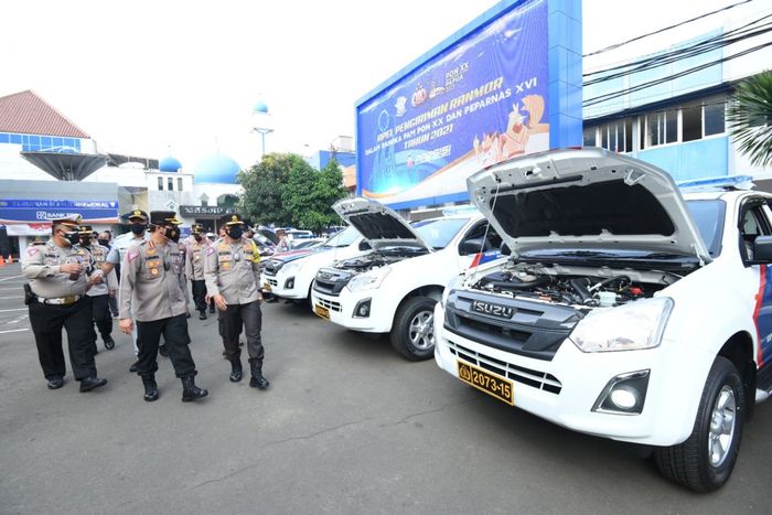 Korlantas Polri kirim double cabin ke Papua, di antaranya Isuzu D-Max