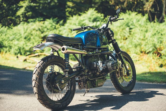 BMW R80 bergaya scrambler yang mempesona