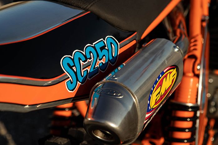 Sektor mesin direbuilt dan mendapat muffler FMF