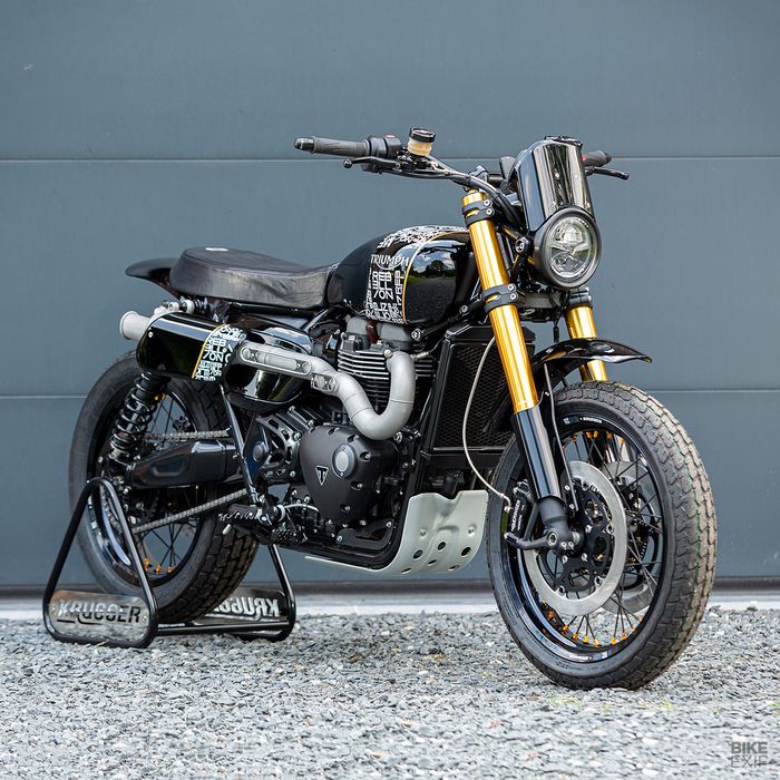 Triumph Scrambler 1200 XE yang tampil garang