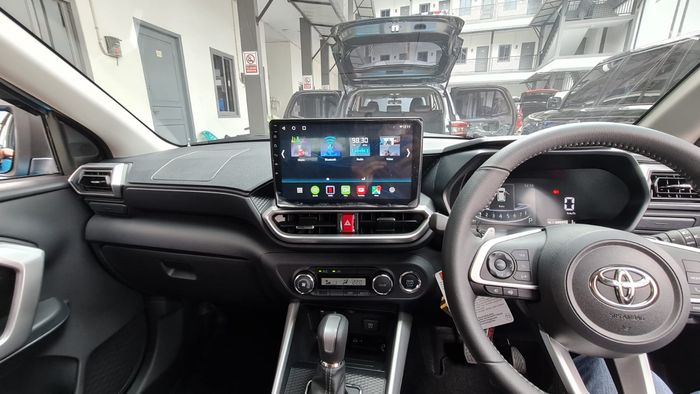 Headunit Android lansiran Dynavin untuk Toyota Raize