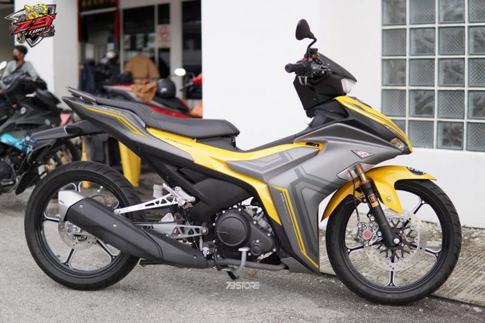 Modifikasi Yamaha MX King 155 VVA yang mempesona