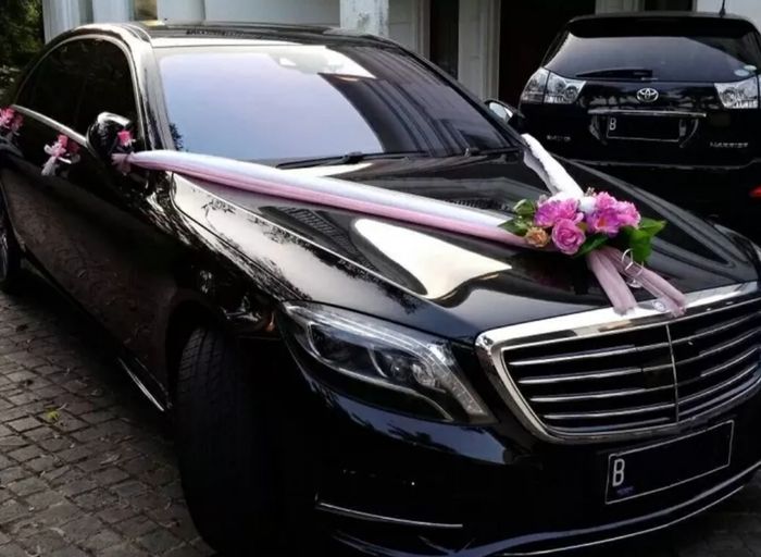 Sembodo Rent Car menyewakan mobil pengantin