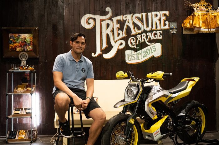 Yamaha XSR 155 custom untuk program Yard Built Indonesia karya Treasure Garage