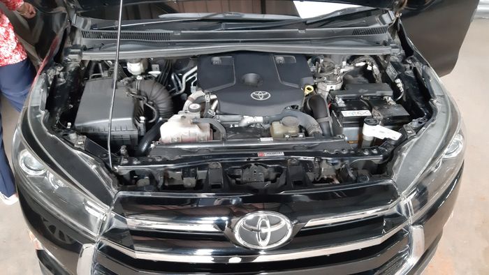 Mesin Toyota innova Venturer 2.4 Diesel 2017 dilelang