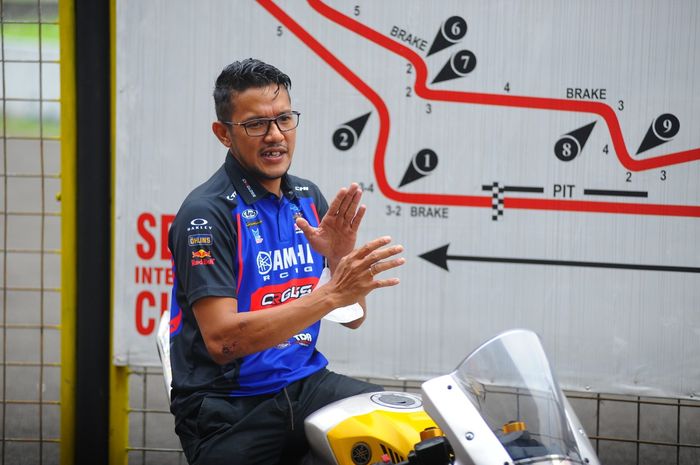 Ada juga coaching clinic oleh pembalap nasional Rey Ratukore
