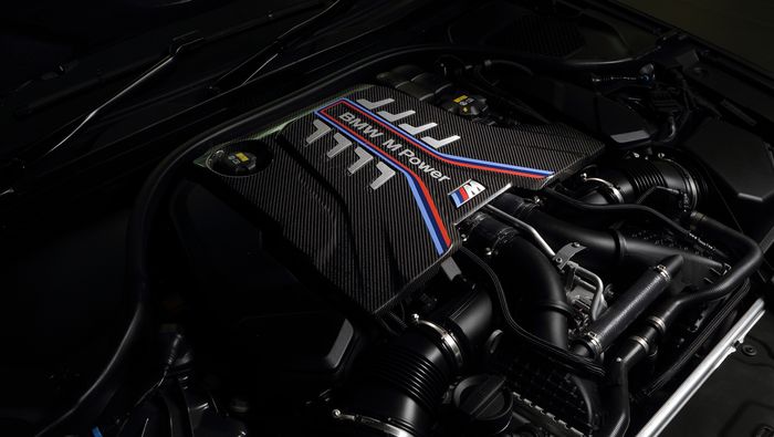 Mesin S63 yang menjadi dapur pacu BMW M5 Competition.
