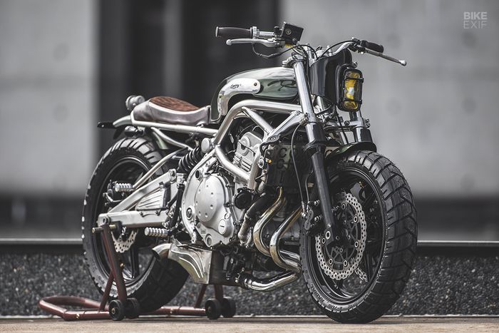 Kawasaki ER-6f street tracker 