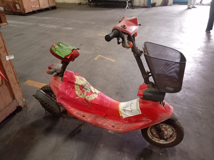 Paket lelang Nissan Fairlady 300ZX Bea Cukai Tanjung Priok