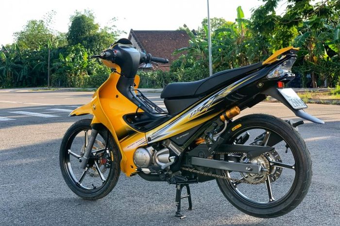 Modifikasi Yamaha 1215Z yang istimewa