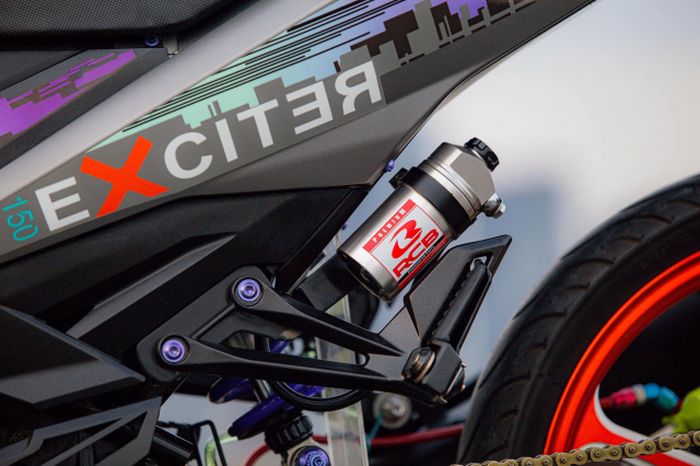 Suspensi belakang diganti dengan produk RCB