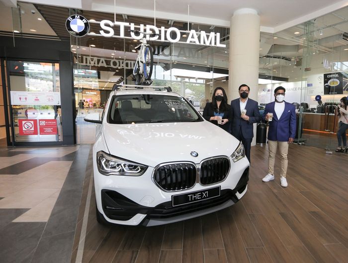 BMW Studio AML Di Aeon Mall, Sentul, Bogor
