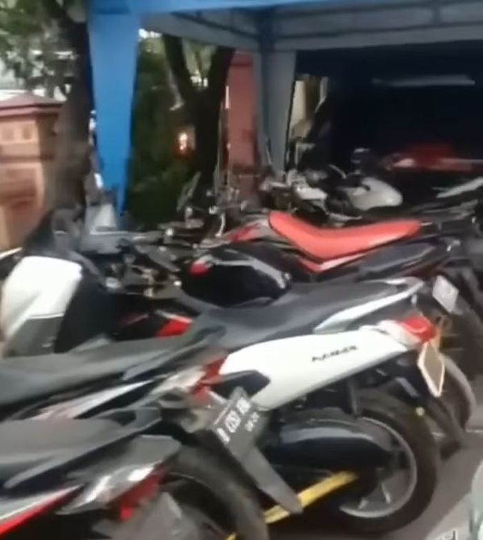 Deretan motor curian yang berhasil diamankan di Polsek Bekasi Timur