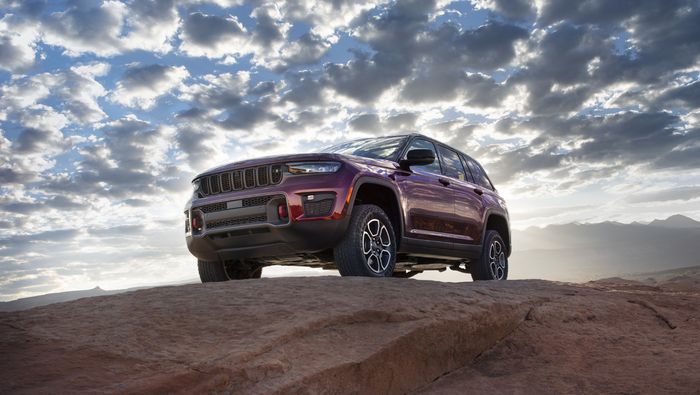 Jeep Grand Cherokee Trailhawk.