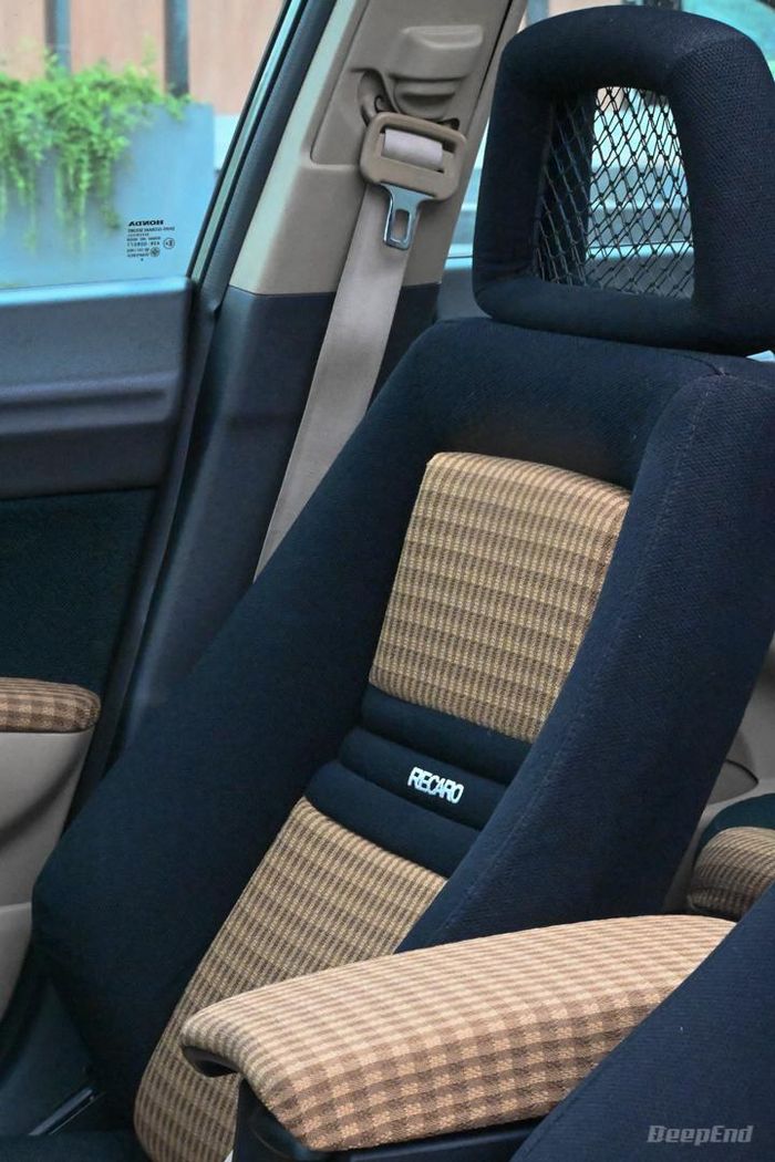 Interior Honda Civic FD1 kece dengan pasang jok Recaro LX