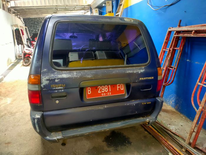 Kondisi Isuzu Panther LV 2.5 yang dilelang KPKNL II Jakarta