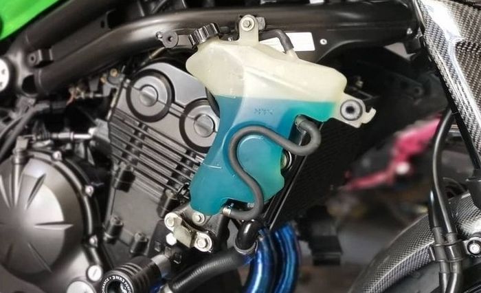 Coolant vitesse untuk motor