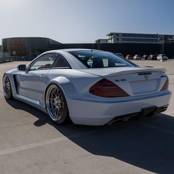 Mobil impian dengan pelek impian dari HSR Wheel