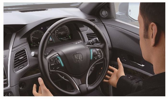 Ilustrasi Hands Free Driving pada Honda Sensing Elite.