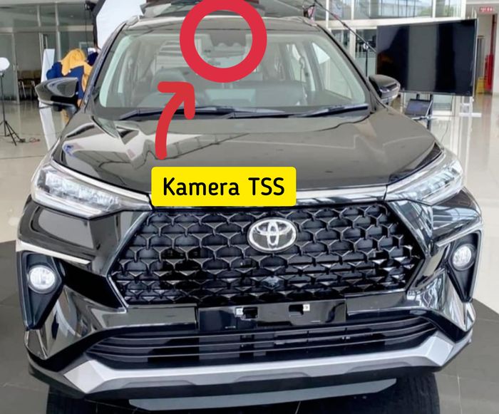 Foto mobil yang diduga Toyota Veloz generasi terbaru