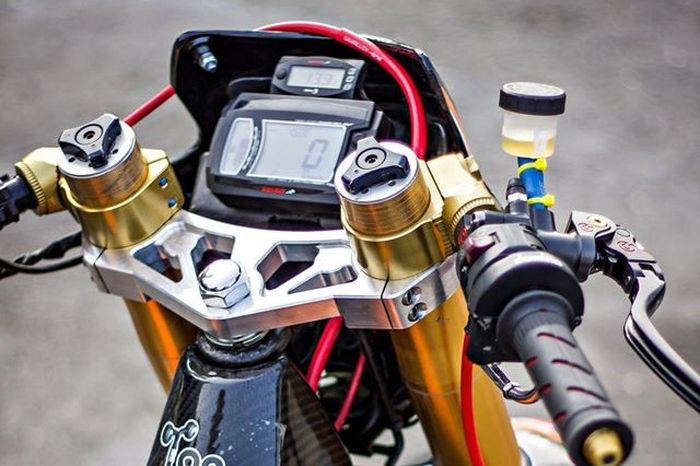 Tampilan area kokpitnya