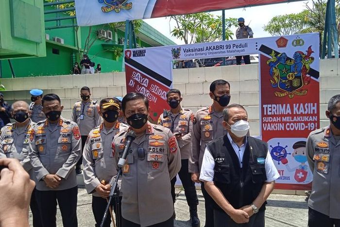 Kapolda Lampung, Irjen Hendro Sugiatno saat konferensi Pers