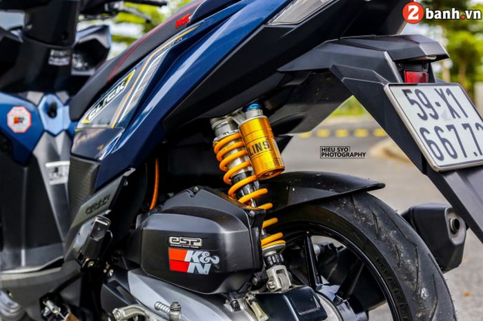 Shock belakang diganti dengan produk Ohlins